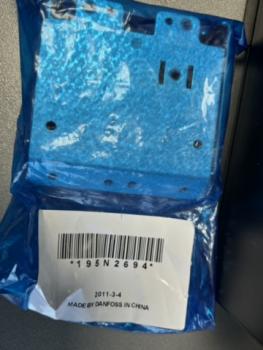 Danfoss VLT 2800 Frequenzumrichter VLT2815PT4B20SBR1DBF00A00C0 ( 195N1040 )
