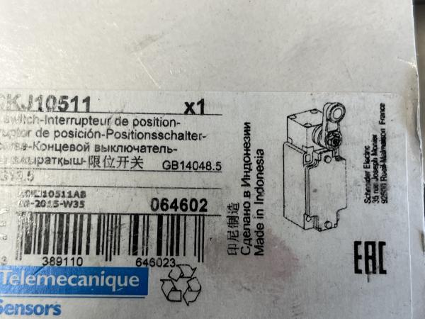 TELEMECANIQUE Positionsschalter XCK J10511 - 064602