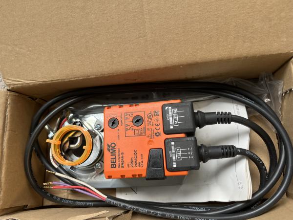 Belimo Klappenantrieb SM24A-S - neu - in OVP