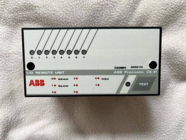 ABB Ausgangsmodul Procontic CS31 ICS008R1 24VDC - FPR3312101R1022M - neu